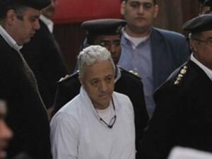 المعتقل الراحل مصطفى قاسم أثناء جلسات محاكمته (مواقع التواصل)