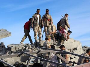 قتيل وإصابات بقصف طيران أجنبي معسكرا للوفاق في سرت