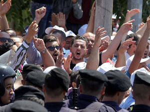 المعركة بين المعلمين والحكومة الأردنية تصل إلى طريق مسدود