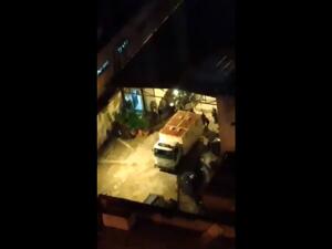 مشهد من فيديو  فيه اعتداء من الأمن بلبنان على متظاهرين