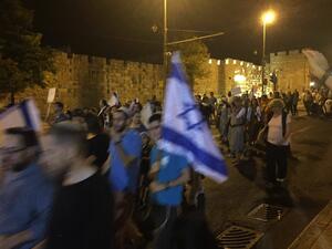 مستوطنون يقتحمون بلدة "كفل حارس" بفلسطين المحتله