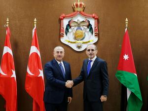 وفد تركي رفيع المستوى يزور الأردن في مسعى لتوطيد العلاقات