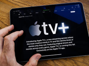تواصل التكنولوجيا الرائدة جهودها لتنويع اعتمادها على جهاز iPhone الرائد