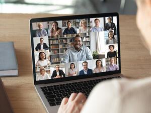 «العمل عن بُعد» يعيد هيكلة سوق «المكاتب»