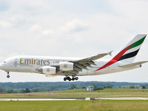 طيران الإمارات