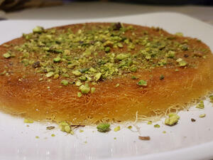 صانعي الحلويات في الشام هم من ابتكروها وأخذت شهرتها في عهد معاوية بن أبي سفيان