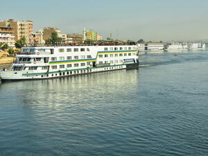 البرلمان المصري يوافق على زيادة رسوم النقل النهري