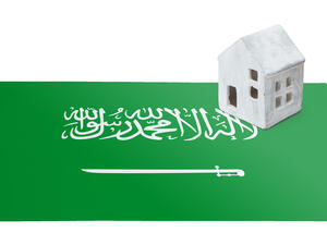 اعتصم العشرات من موظفي الشركة، التي أعلنت إفلاسها خلال يوليو/ تموز 2017