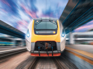 مصر تحدد موعد إنشاء أول قطار سريع في البلاد