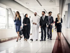 7.4 مليون موظف في الإمارات
