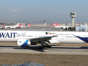 مطار الكويت يصدر بياناً توضيحياً بشأن شروط السفر