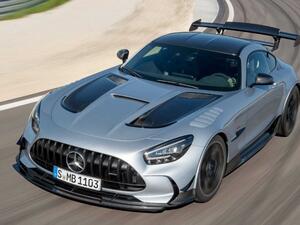 مرسيدس تطلق السيارة الأقوى على الإطلاق AMG GT Black Series