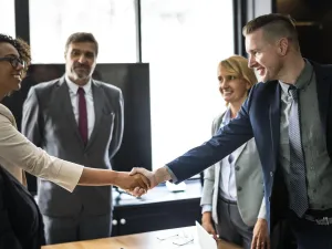 أجمل عبارات شكر وتقدير للأصدقاء قصيرة