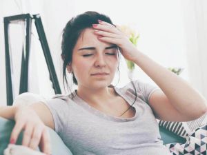 أعراض الحمل بعد تلقيح البويضة بيومين لكل من يسال