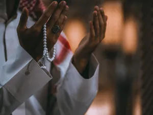 أكثر من 50 دعاء تحصين النفس والأهل من كل شر