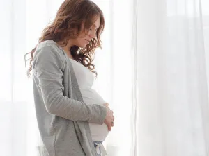 افرازات بنية عند المسح بالمنديل للحامل