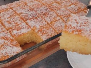 طريقة عمل البسبوسة بالزبادي وجوز الهند