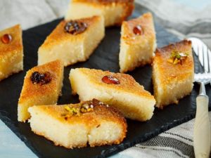 طريقة عمل البسبوسة بالسميد