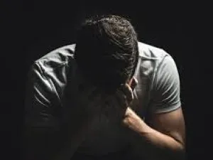 عبارات عن الحزن والضيق قصيرة ومؤثرة