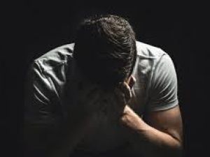 عبارات عن الحزن والضيق قصيرة ومؤثرة