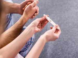 متى أعمل تحليل الحمل بعد تأخر الدورة لضمان النتيحة