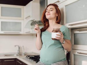 متى يبدأ الوحم عند الحامل البكر؟ وما هي أعراضه؟