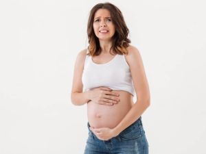 هل التجمع الدموي يوقف نبض الجنين؟