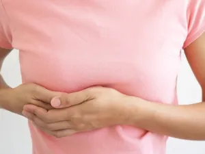 هل يظهر سرطان الثدي فجأة، وعلاماته الأولية