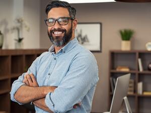 الرجال دائماً ما يوجد في حياتهم شيء يستحق المناضلة من أجله الرجال دائماً ما يوجد في حياتهم شيء يستحق المناضلة من أجله