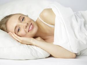 من أعراض قلة النوم التثاؤب