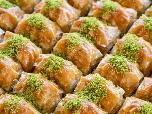 البقلاوة بالقشطة 