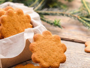 بسكويت الزنجبيل بالقرفة