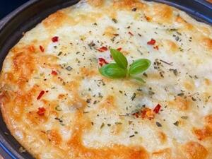 بطاطا مهروسة حارة بالثوم والأعشاب والكريمة