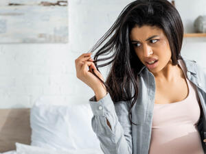 تفسير حلم الشيب للمرأة الحامل والعزباء