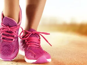 يُمكن للأحذية الرياضية أن تتوسّع بين عشيّة وضحاها بالتجميد