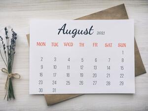 توقعات الأبراج لشهر أغسطس/ آب 2021