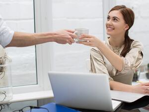 عزيزي برج الدلو يبدو في الوقت الحالي أنك تواجه عددًا متزايدًا من التعقيدات غير المتوقعة