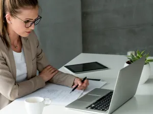 حظك اليوم مع توقعات الأبراج اليوم الجمعة 22 تشرين الأول/أكتوبر 2021