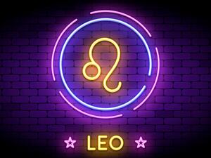 برج الأسد يقطع الطريق حالاً على العلاقات التي لا تعجبه