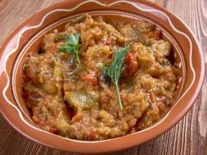 سلطة الباذنجان والعدس تناسب فصل الخريف