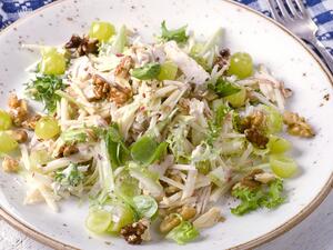 سلطة الدجاج والمايونيز