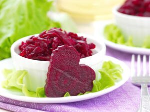 سلطة‭ ‬الشمندر‭ ‬بالخس