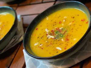 شوربة البطاطا الحلوة والجزر