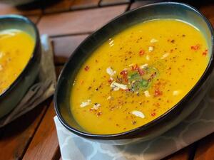 شوربة البطاطا الحلوة والجزر