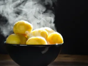 فوائد البطاطا المسلوقة للمعدة