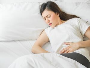 الزنجبيل مفيد جدًا في تنزيل الدورة المتأخرة وإدرار اللبن