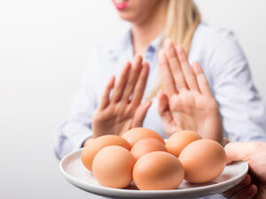 من أعراض حساسية البيض صفير النفس