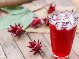 يقي شراب الكركديه الصائم في رمضان من تقلّبات المزاج