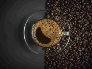 القهوة السوداء تحتوي على مضادات الأكسدة التي تخفض مخاطر الإصابة بأنواع معينة من السرطان