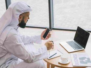 اللهم صبّ علينا الخير صباً صباً، ولا تجعل عيشنا كداً كداً